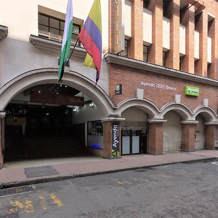 Hotel Ayenda 1235 Botero Medellín Esterno foto