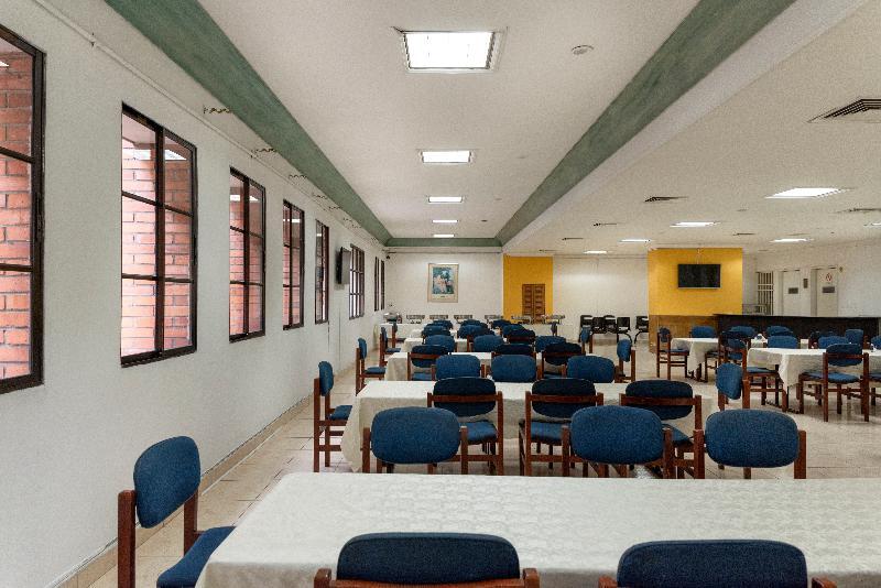 Hotel Ayenda 1235 Botero Medellín Esterno foto